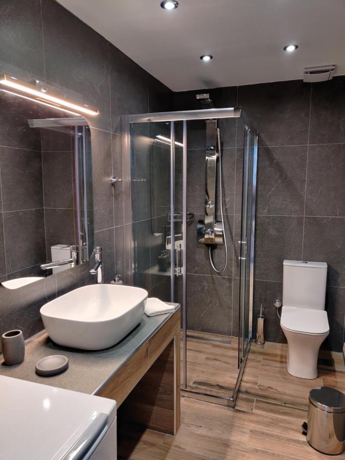 ניאה סקיוני Mare Monte Luxury Apartments 3 מראה חיצוני תמונה