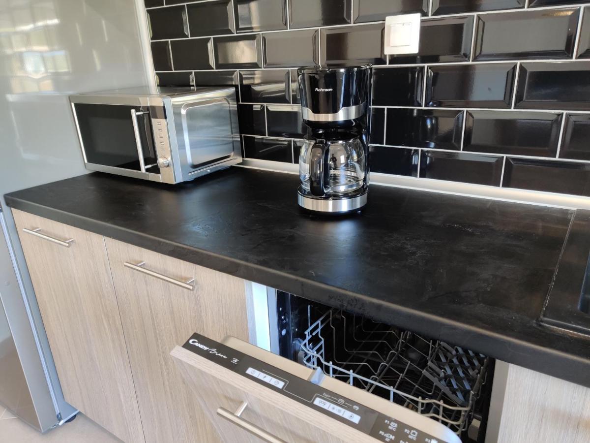 ניאה סקיוני Mare Monte Luxury Apartments 3 מראה חיצוני תמונה