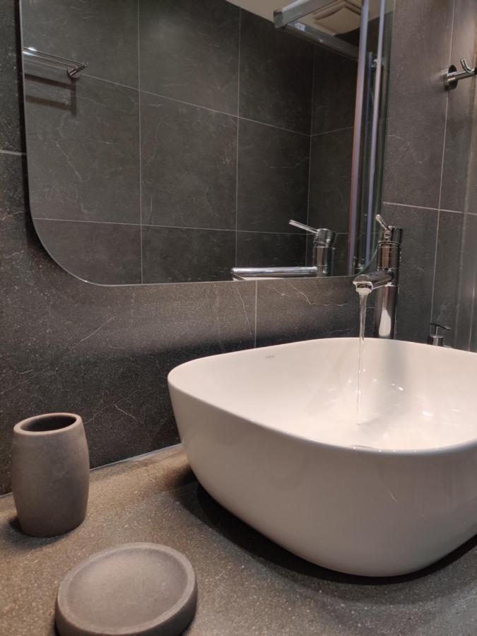 ניאה סקיוני Mare Monte Luxury Apartments 3 מראה חיצוני תמונה
