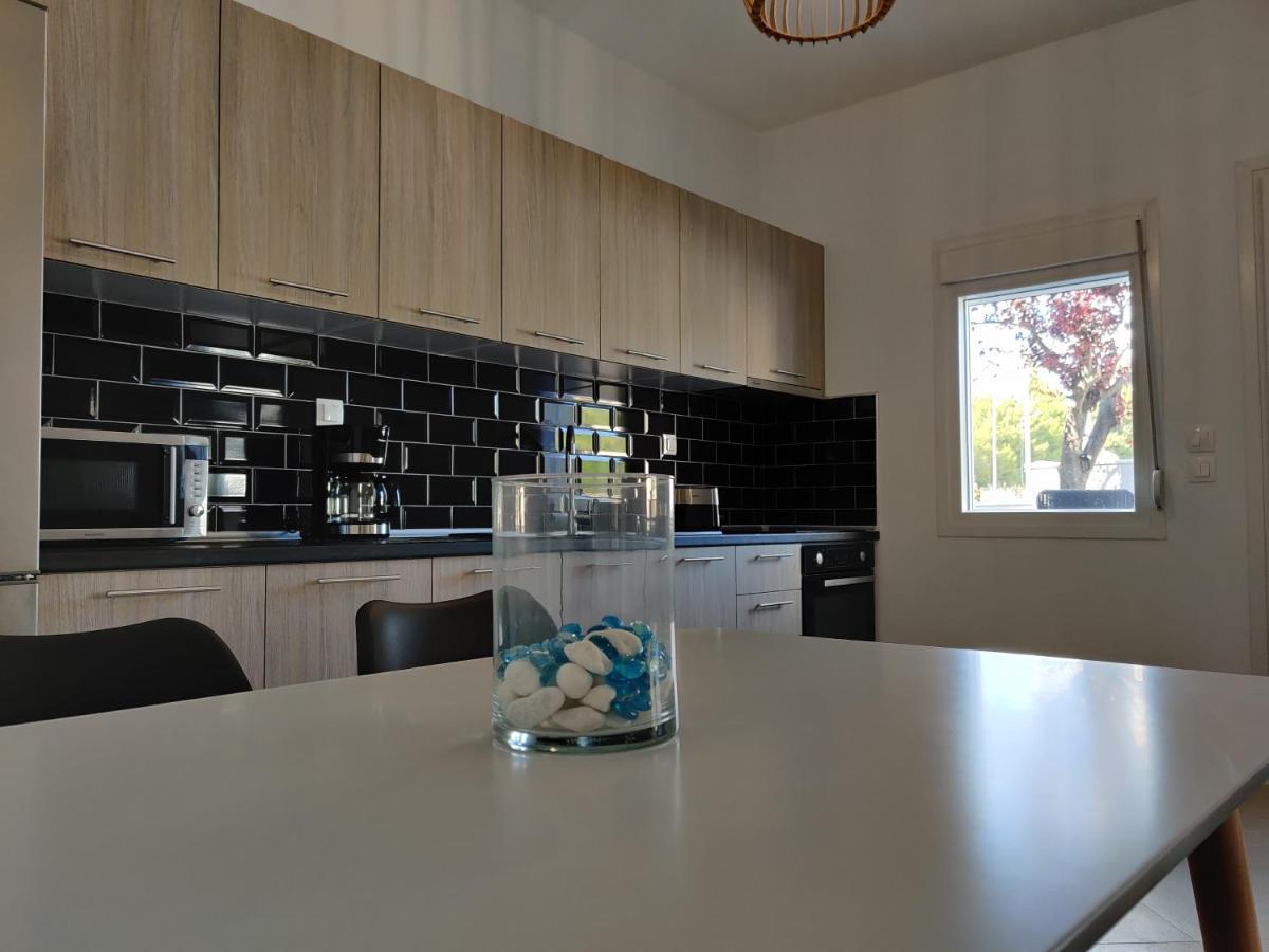 ניאה סקיוני Mare Monte Luxury Apartments 3 מראה חיצוני תמונה