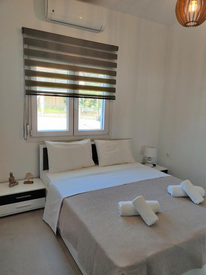 ניאה סקיוני Mare Monte Luxury Apartments 3 מראה חיצוני תמונה