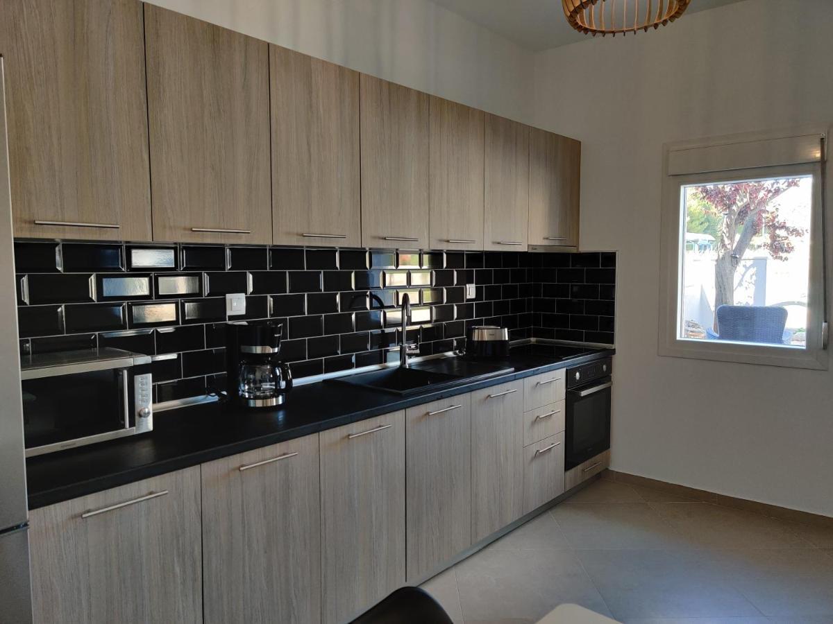 ניאה סקיוני Mare Monte Luxury Apartments 3 מראה חיצוני תמונה